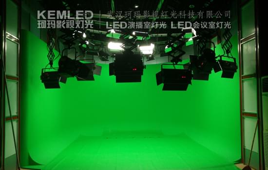 【KEMLED】?？趶V播電視臺(tái)虛擬演播室燈光案例圖